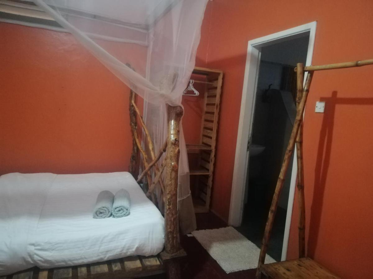 Jinja Backpackers Hostel Εξωτερικό φωτογραφία