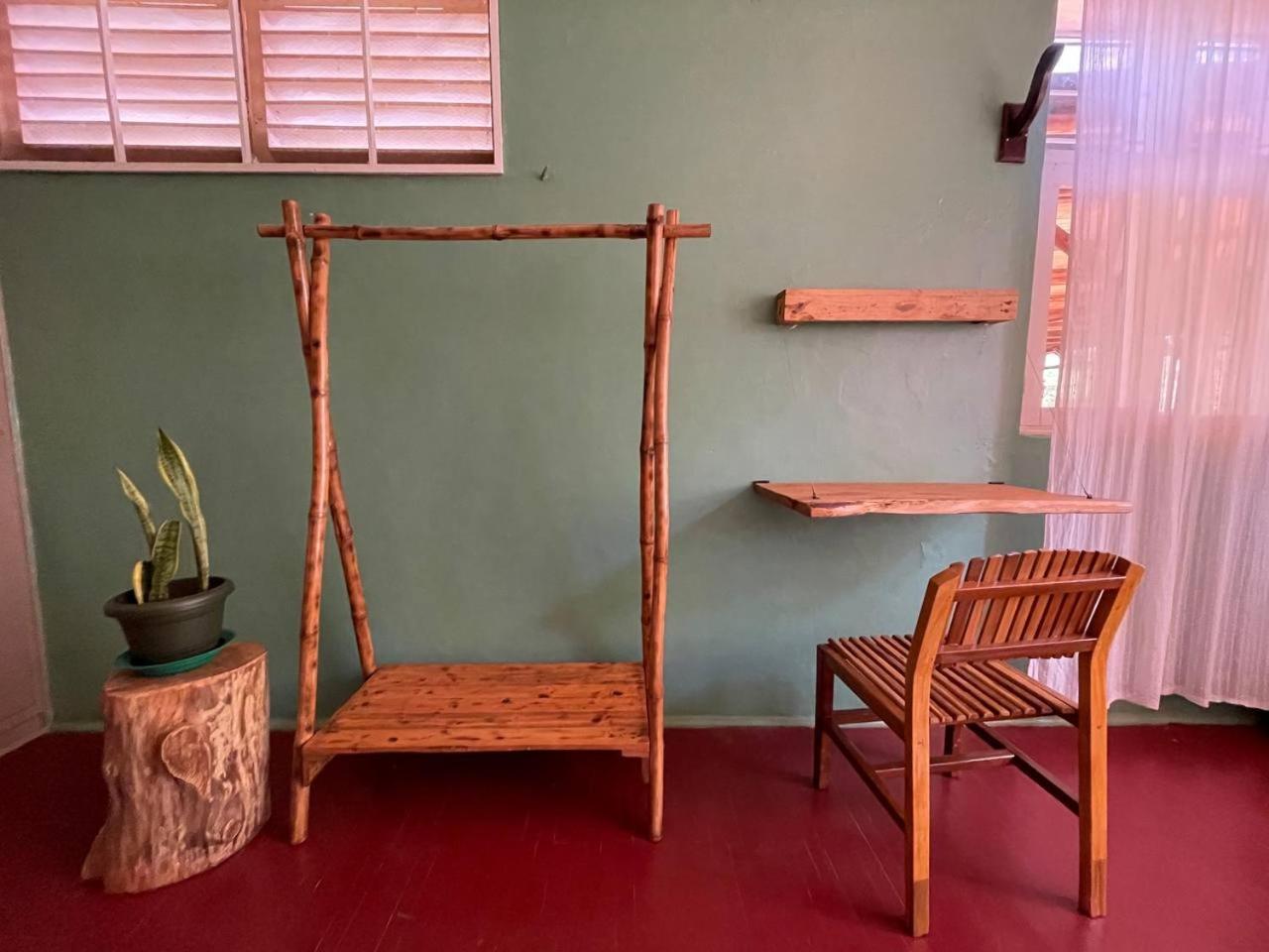 Jinja Backpackers Hostel Δωμάτιο φωτογραφία